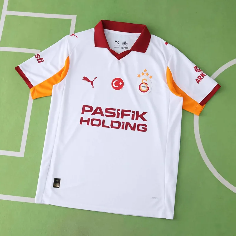 2025/26 Galatasaray Away Jersey (Fan Version)