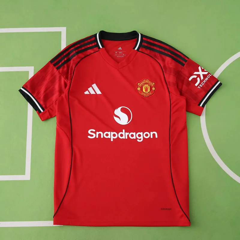 2025/26 Manchester United Home Jersey (Fan Version)