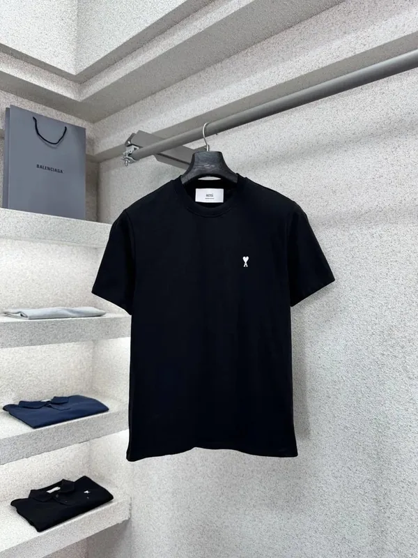 Ami Paris Black T-Shirt Ver.B