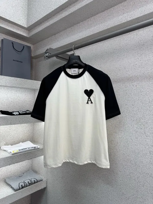 Ami Paris White T-Shirt Ver.A