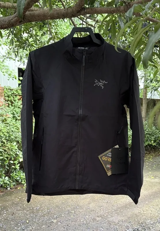 Arc'teryx Black