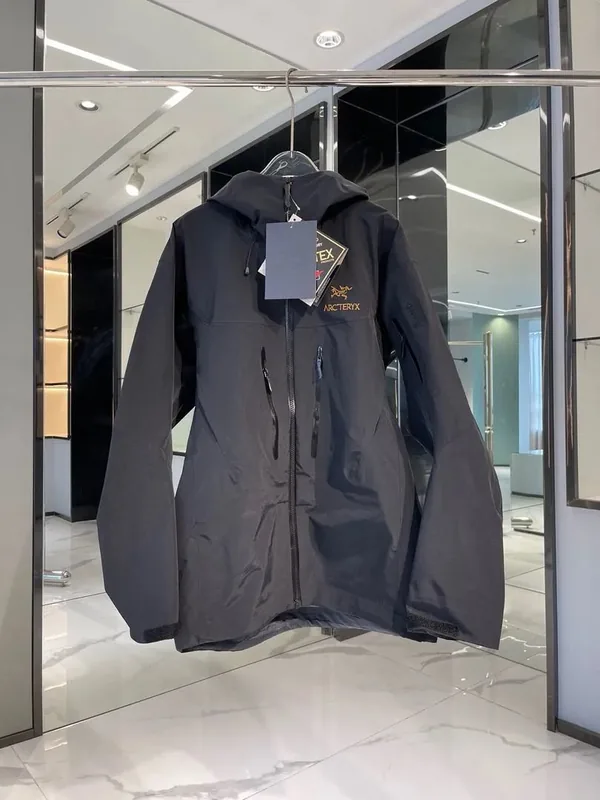 Arc'teryx Black Ver.C