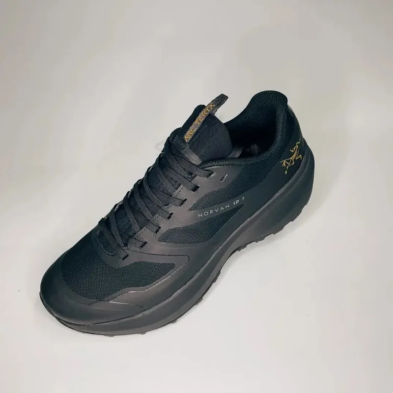 Arc'teryx Black Women