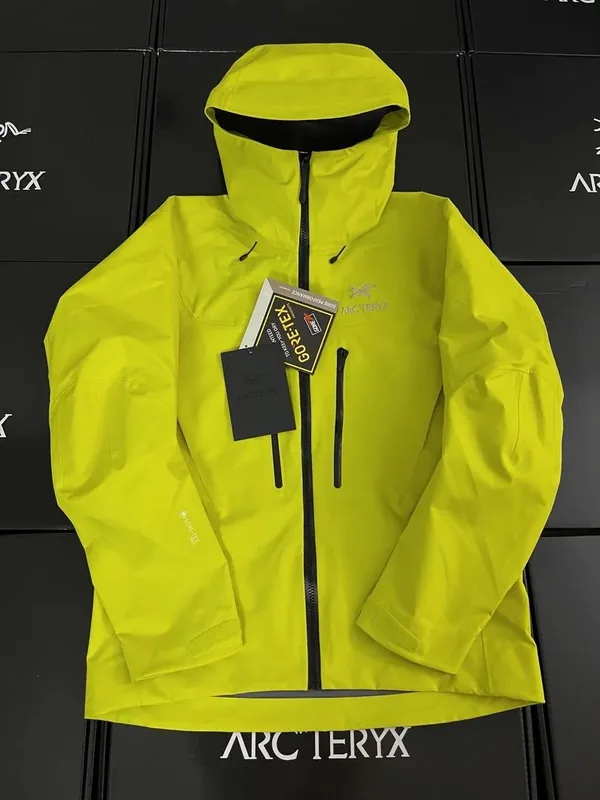 Arc'teryx Green