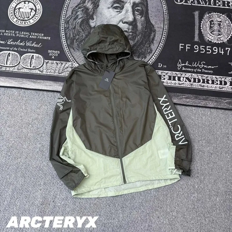 Arc'teryx Multicolor Hoodie Women