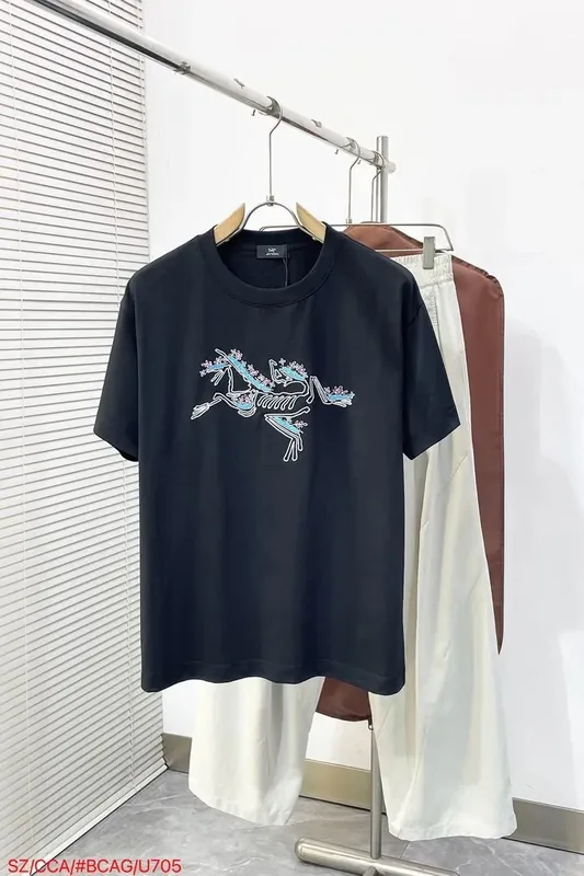 Arc'teryx Multicolor T-Shirt Women Ver.C