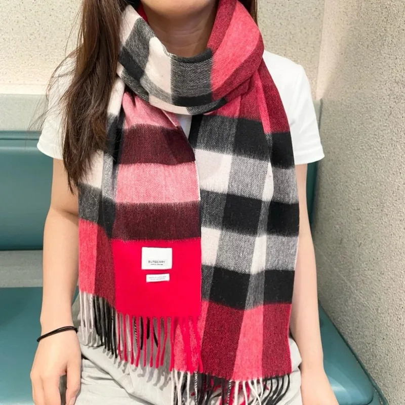 Burberry Cashmere Scarf Ver.F