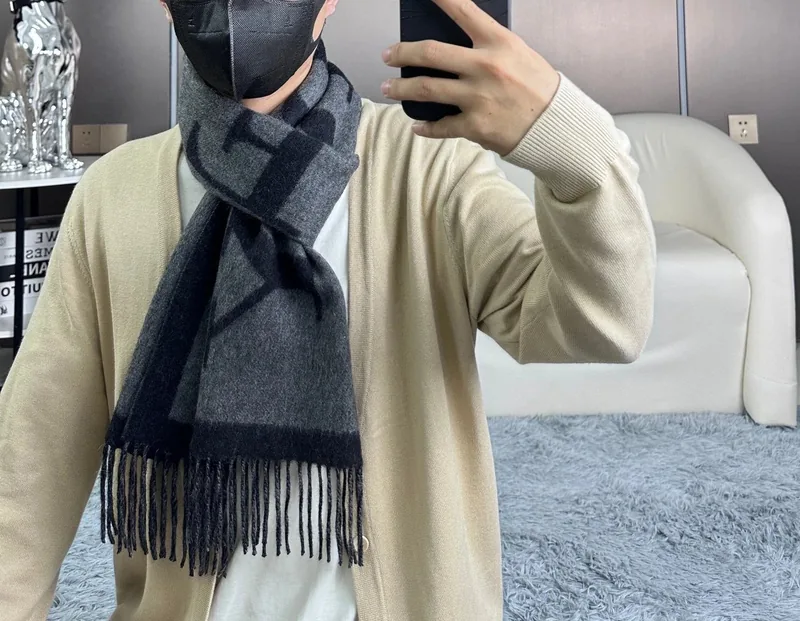 Burberry Cashmere Wool Scarf Ver.C