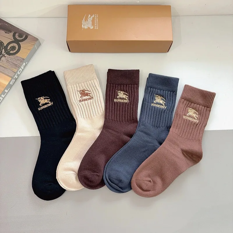 Burberry Knee-High Socks Ver.B