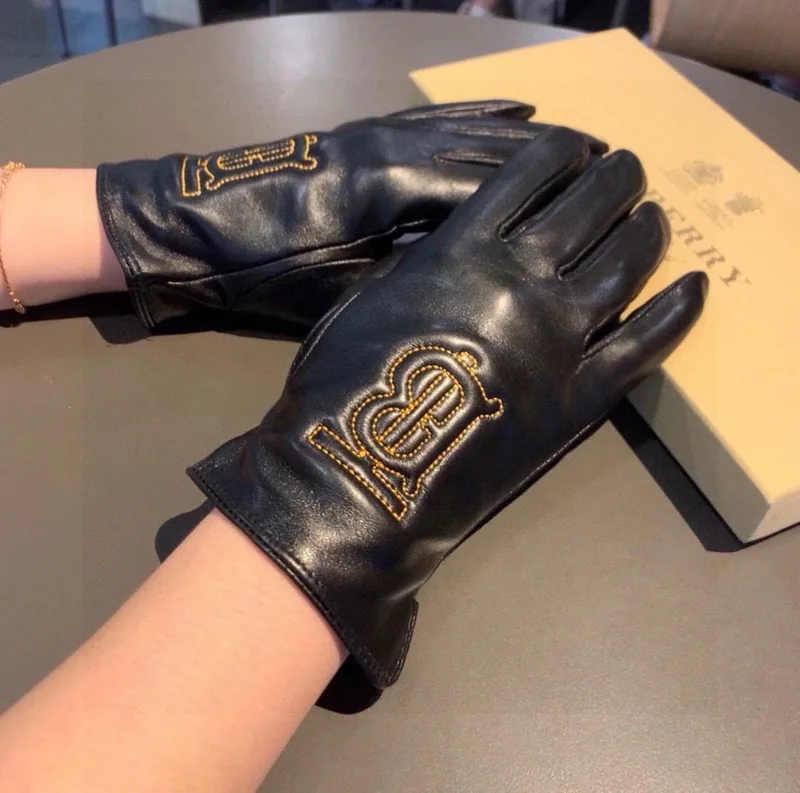 Burberry Lambskin Cashmere Gloves