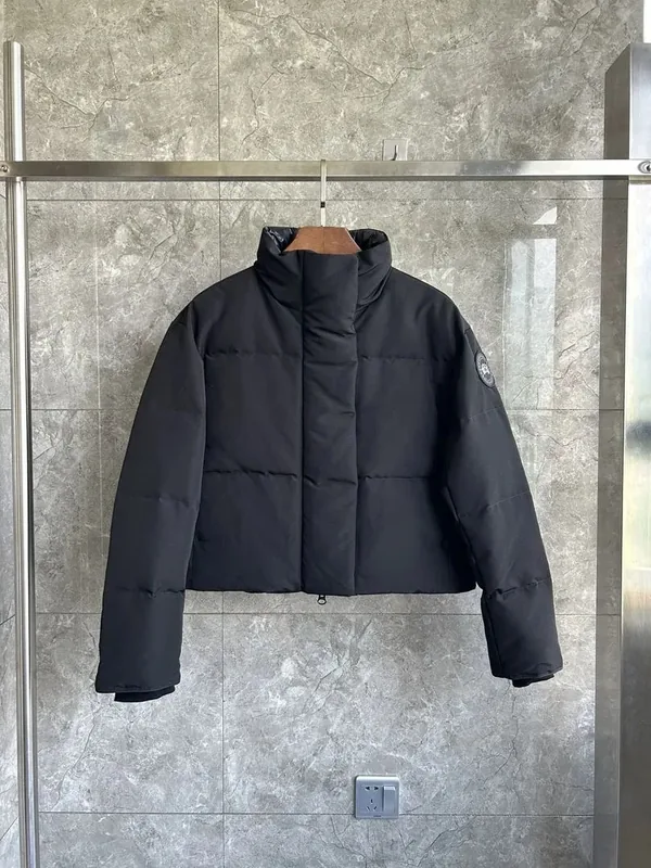 Canada Goose Black Down Jacket Ver.A