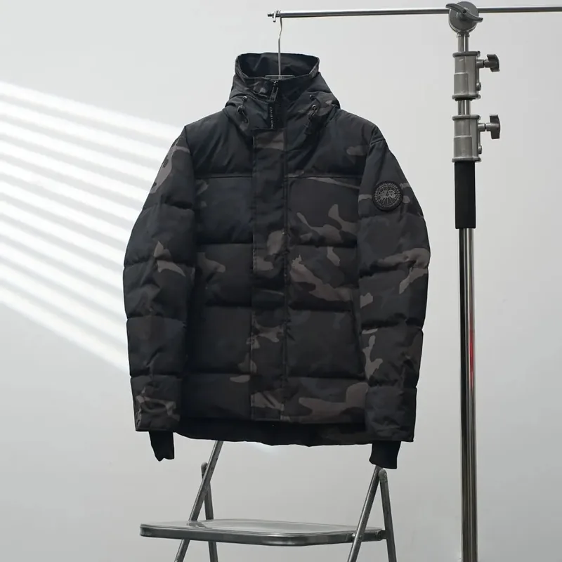 Canada Goose Multicolor Down Jacket Ver.J