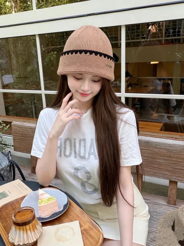 Chanel Beanie Ver.C