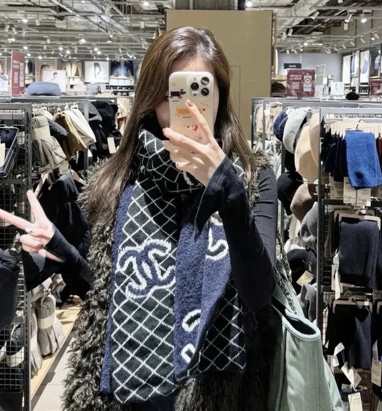 Chanel Cashmere Scarf Ver.E