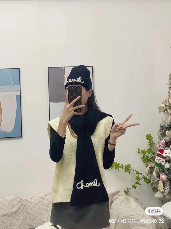 Chanel Scarf & Hat Set Ver.A