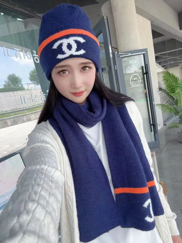 Chanel Scarf & Hat Set Ver.E
