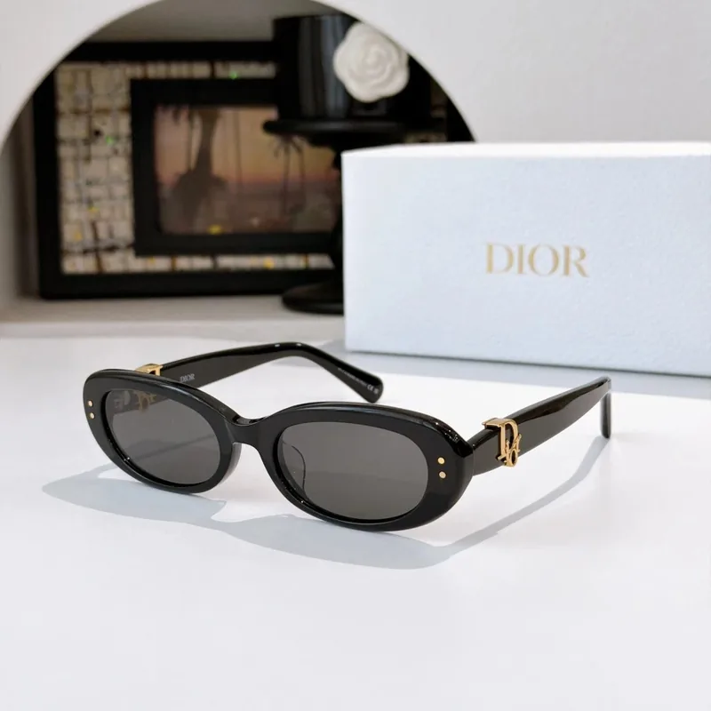 Dior Oblique Sunglasses 52-19-140