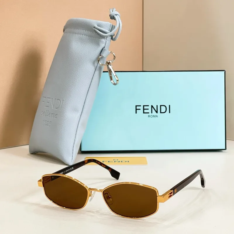 Fendi FE 40216U Sunglasses 56-15-140