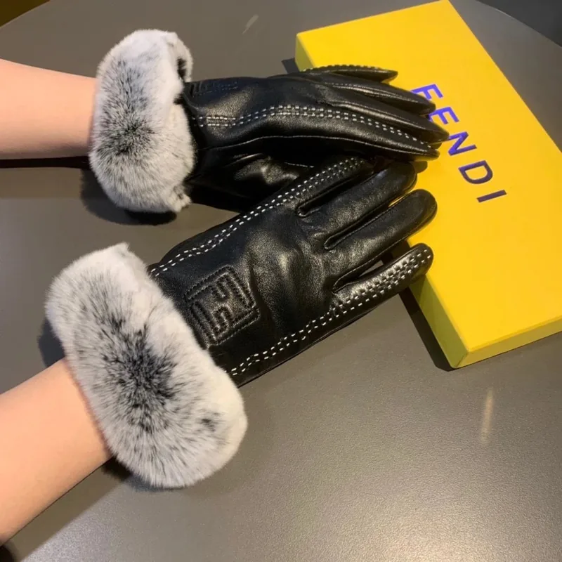 Fendi Lambskin Touchscreen Gloves Ver.B
