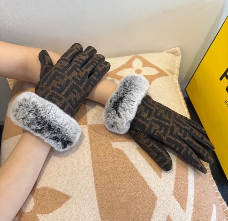 Fendi Lambskin Touchscreen Gloves Ver.E