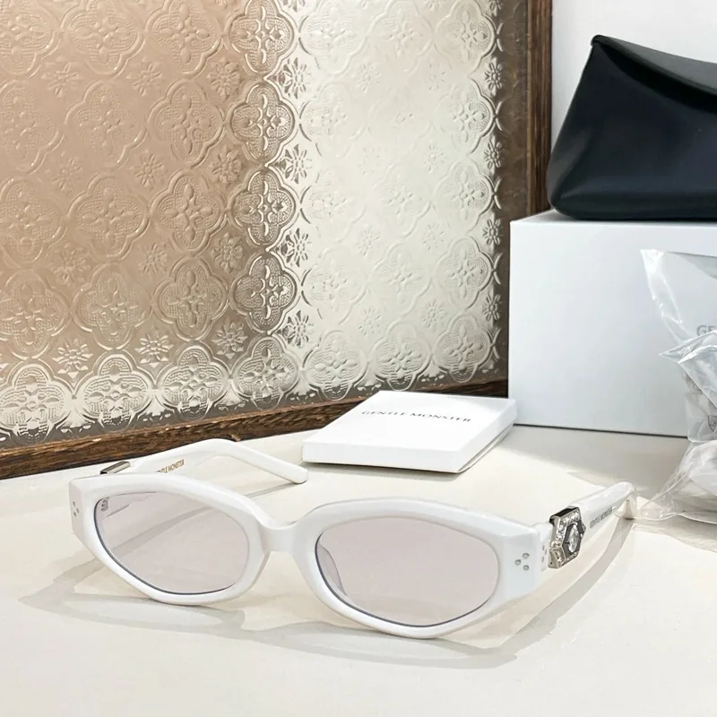 Gentle Monster VEGAX Sunglasses 54-20-145