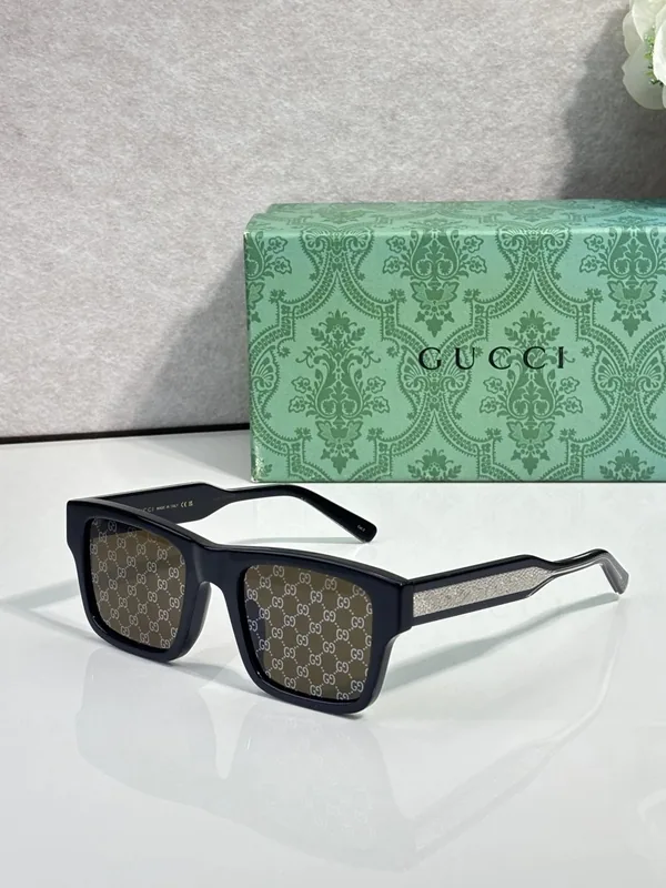 Gucci GG2072SA Sunglasses 52-22-145 Ver.A