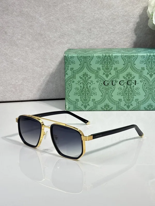 Gucci GG2073S Sunglasses 51-19-145
