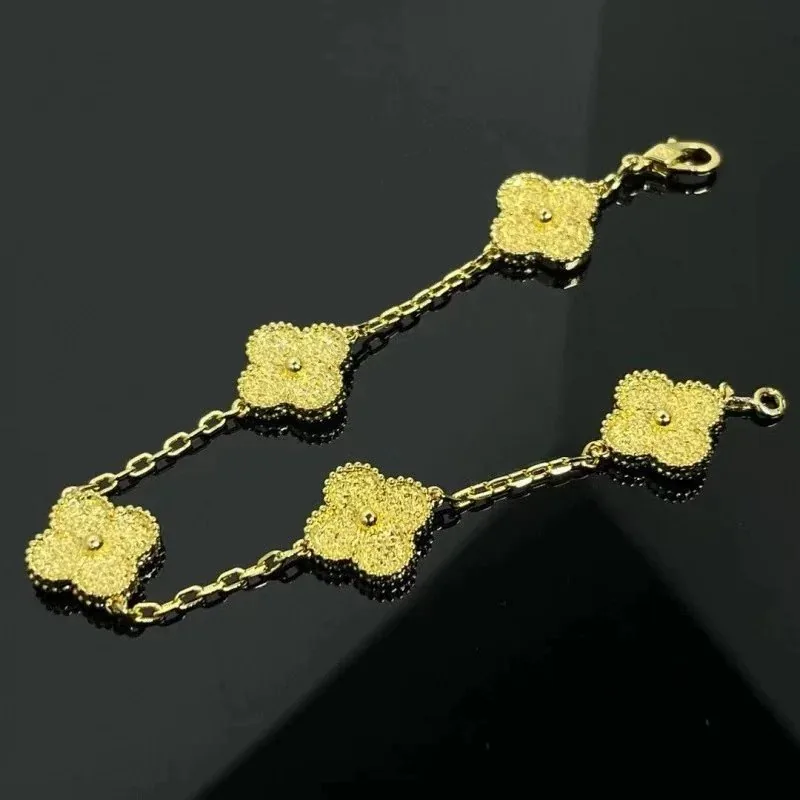 Van Cleef Alhambra Bracelets Colors