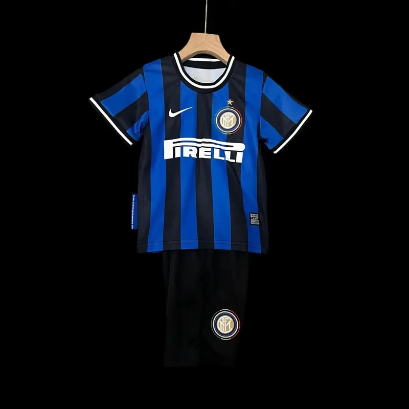 Inter Milan 09/10 Retro Jersey