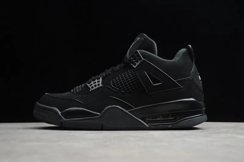 Nike Air Jordan 4 Retro Sneakers