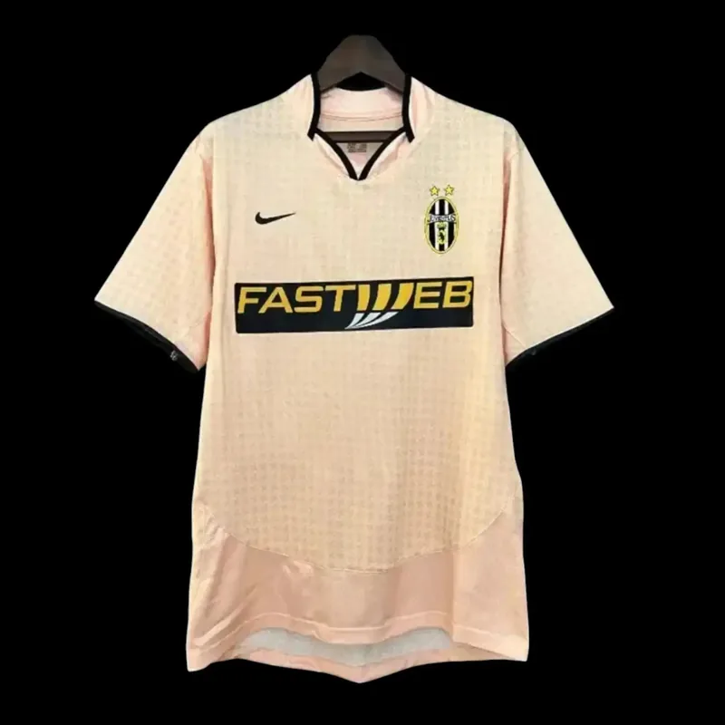 Juventus 03/04 Retro Jersey