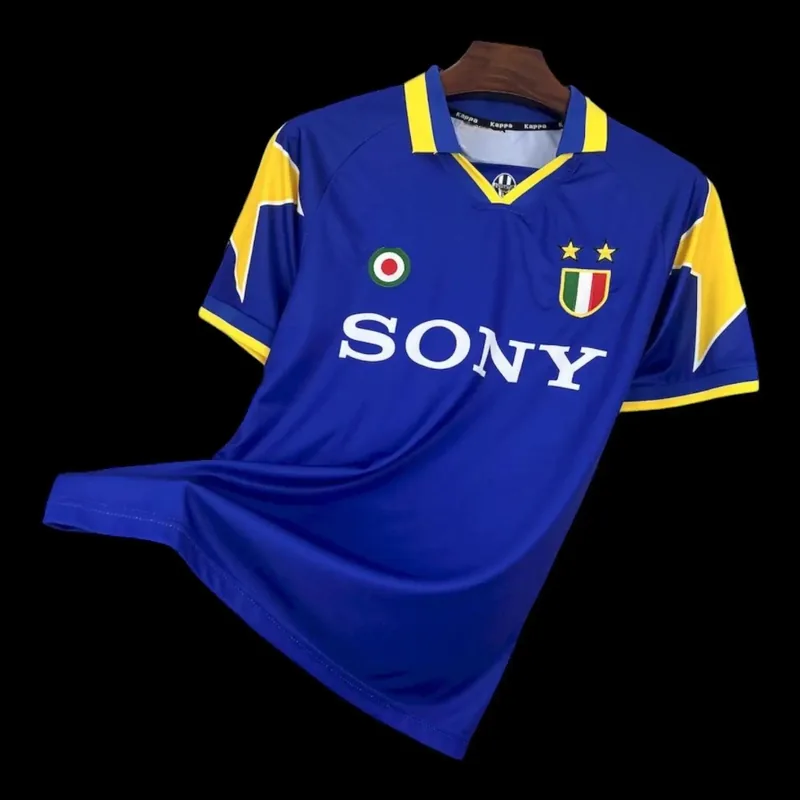 Juventus 1995/96 Retro Jersey