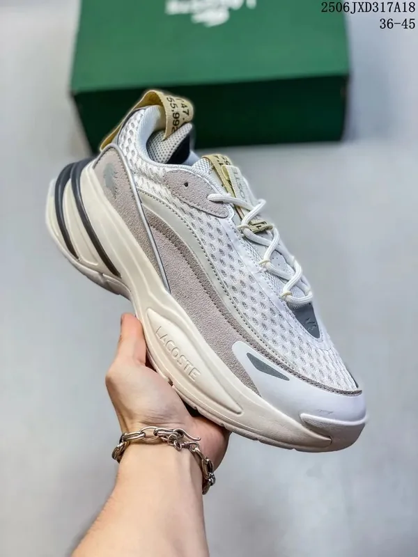 Lacoste Sneakers Women