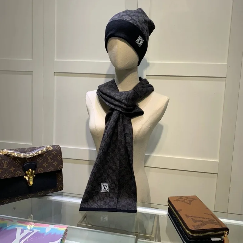 Louis Vuitton Wool Cashmere Scarf & Hat Set Ver.E