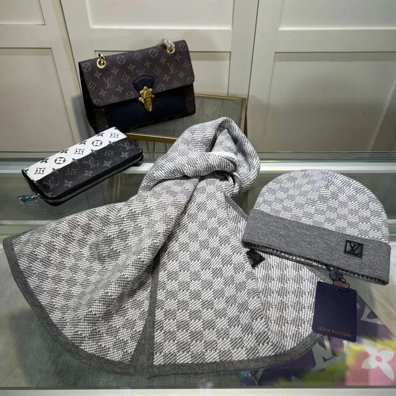 Louis Vuitton Wool Scarf & Hat Set Ver.C