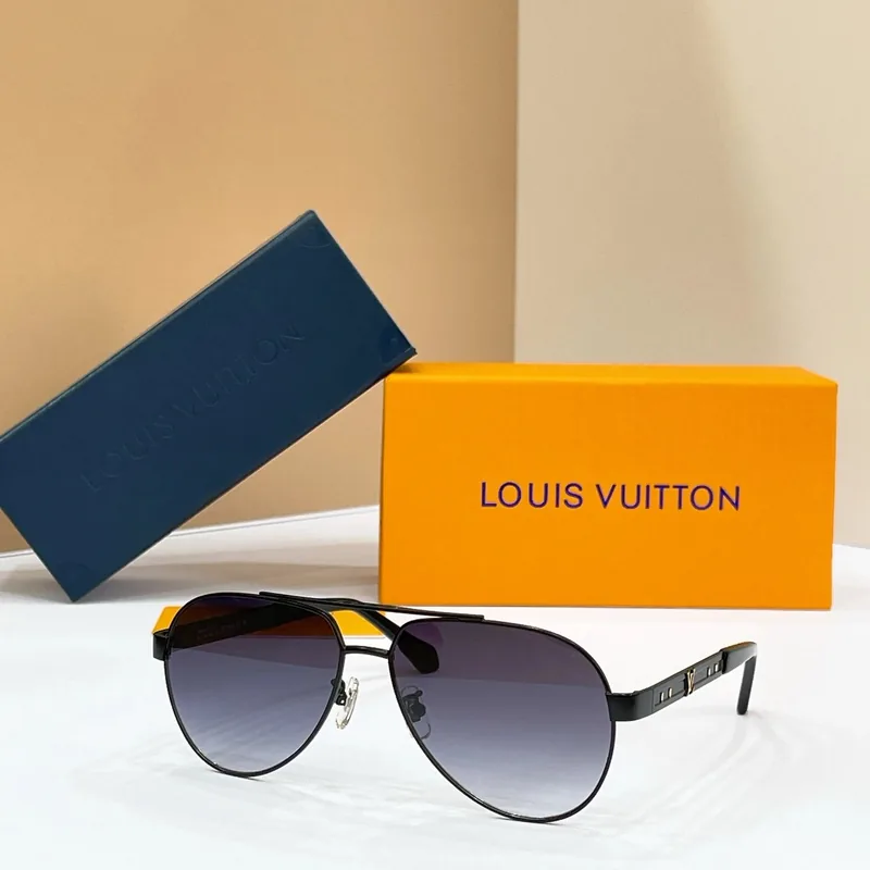 Louis Vuitton Z2106U Sunglasses 60-14-145