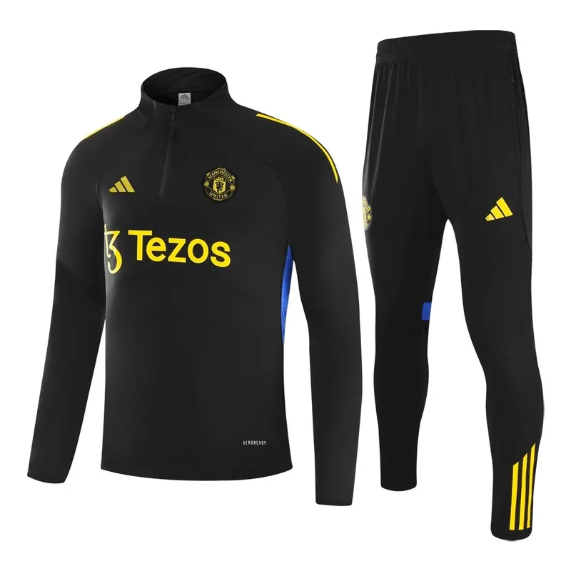 Manchester United 1 4 Zip Tracksuit 2025 26 Black
