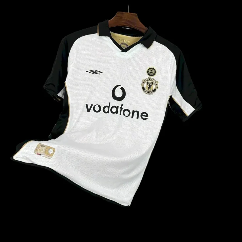 Manchester United 2001/02 Retro Jersey
