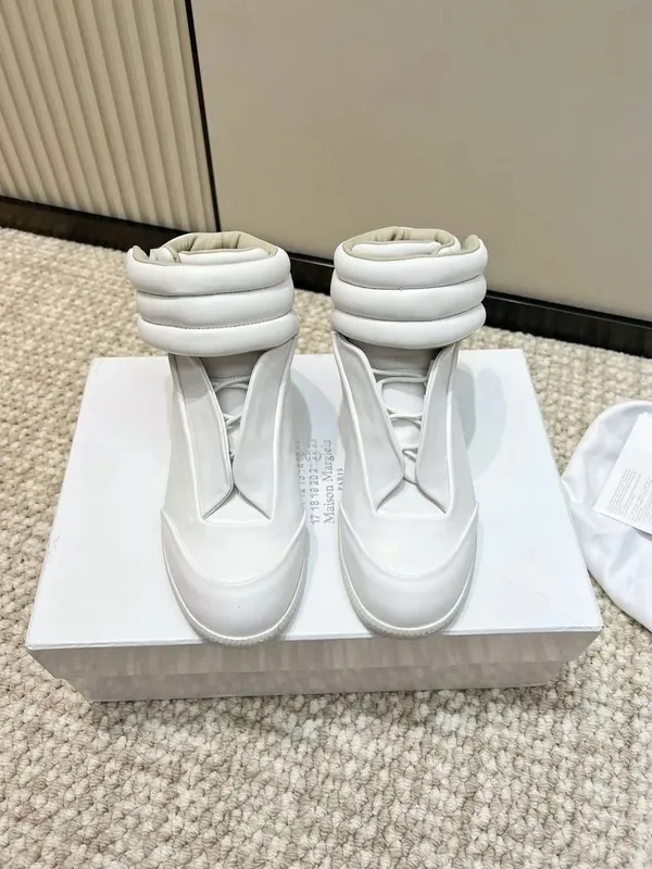 Margiela Black Sneakers Women Ver.D