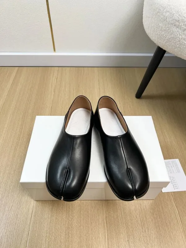 Margiela Red Sneakers Women Ver.E