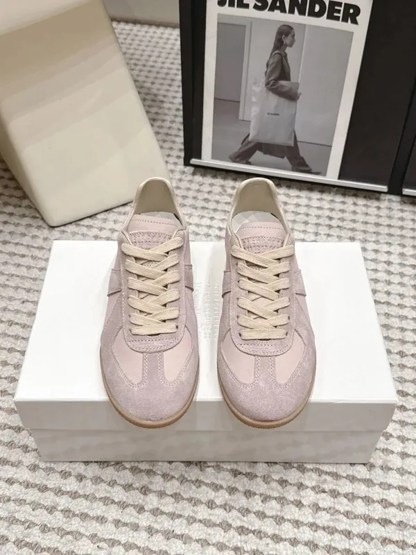 Margiela Sneakers Women Ver.T