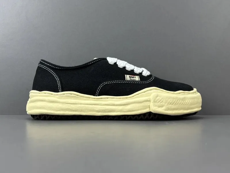 Mihara Black Sneakers Women Ver.B