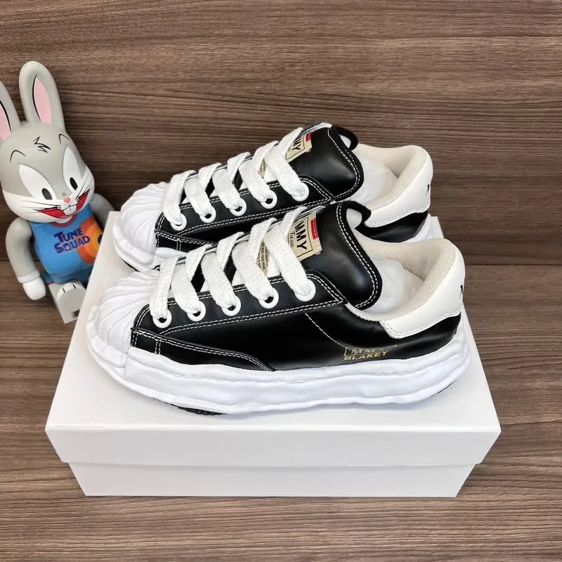 Mihara Black Sneakers Women Ver.D