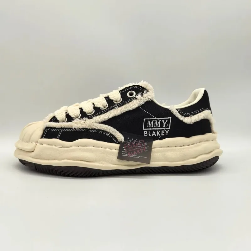 Mihara Black Sneakers Women Ver.F