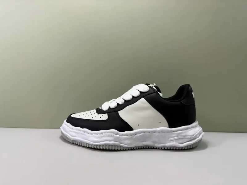 Mihara Gray Sneakers Women