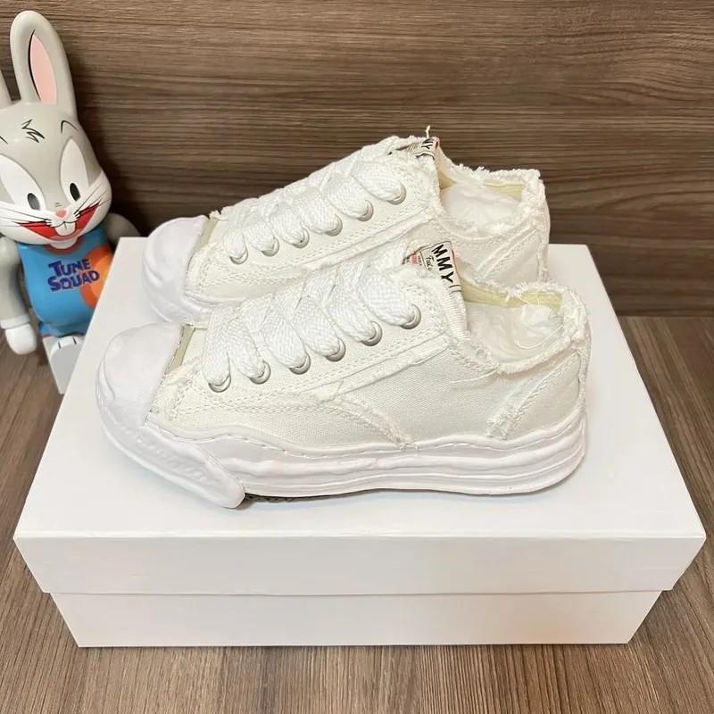 Mihara Multicolor Sneakers Women Ver.A