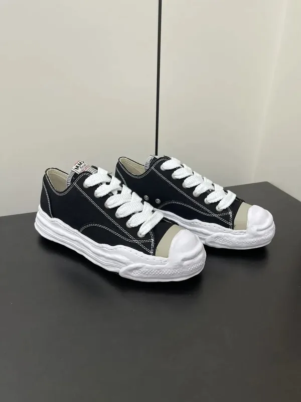 Mihara Sneakers Ver.D