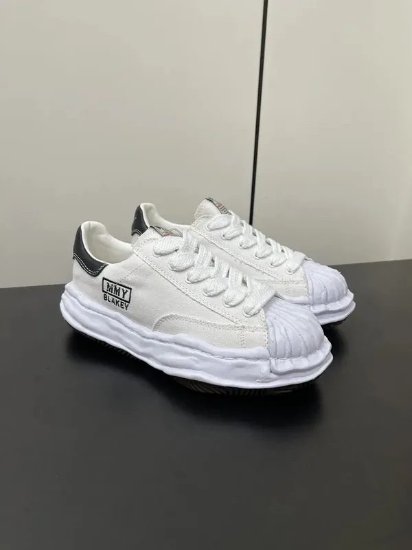Mihara Sneakers Ver.E