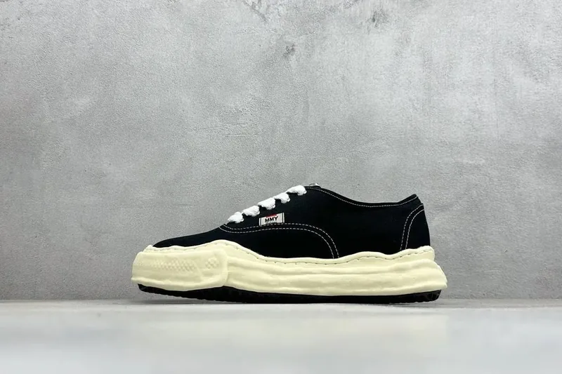 Mihara Sneakers Ver.H