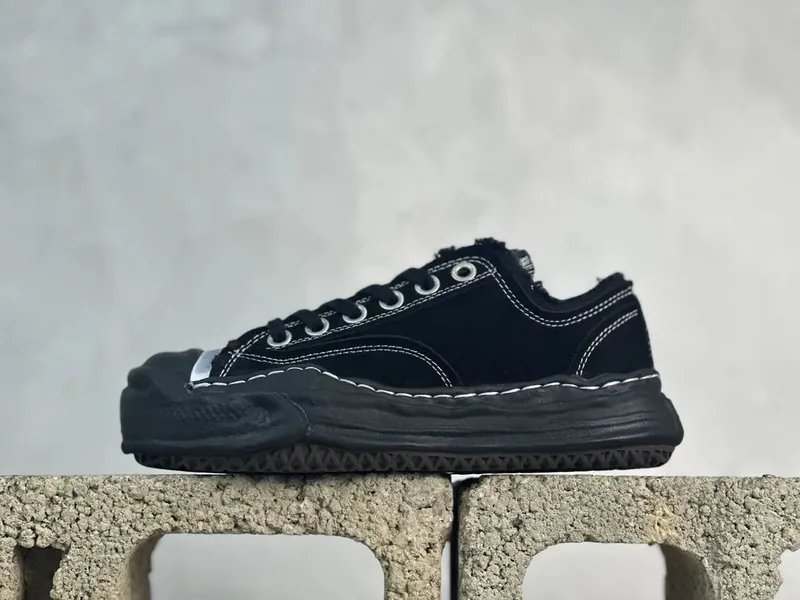 Mihara Sneakers Ver.H3